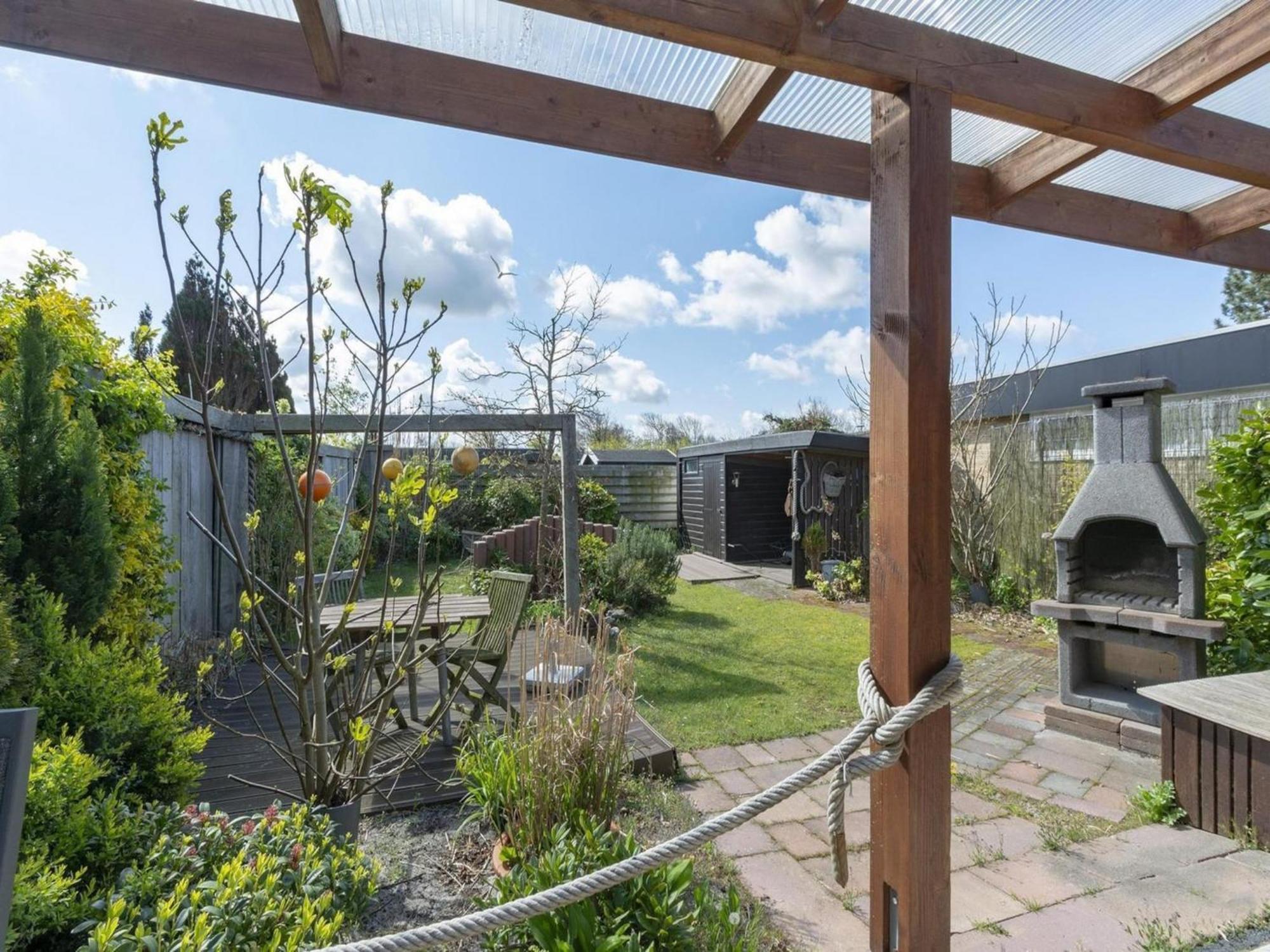 Comfortable Holiday Home By Beach Sint Maartensvlotbrug Esterno foto