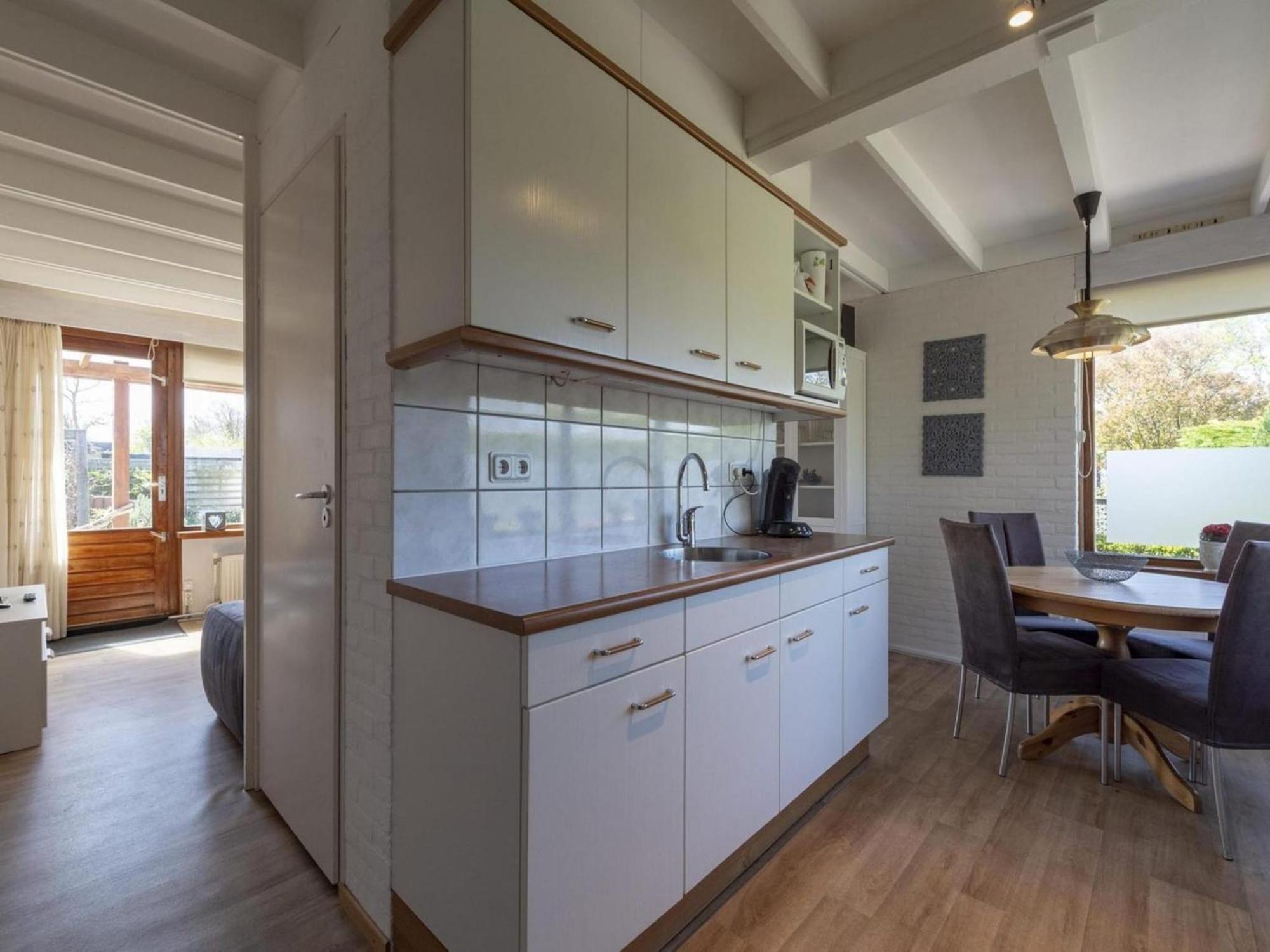 Comfortable Holiday Home By Beach Sint Maartensvlotbrug Esterno foto